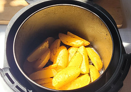 Brambory pečené v horkovzdušné fritéze