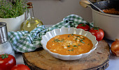 Italská rajčatová polévka