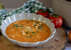 Italská rajčatová polévka
