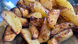 Brambory pečené v horkovzdušné fritéze