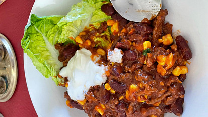 Chilli corne carne po Koutnicku, Koutníkovo corne carne