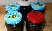 Švestková nutella s karobem a melasou