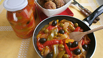 Zavařená směs – Peperonata