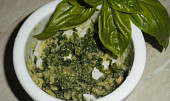 Bazalkové pesto s parmezánem (Bazalkové pesto s parmezánem)