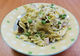 Zapečené těstoviny se šunkou a tofu