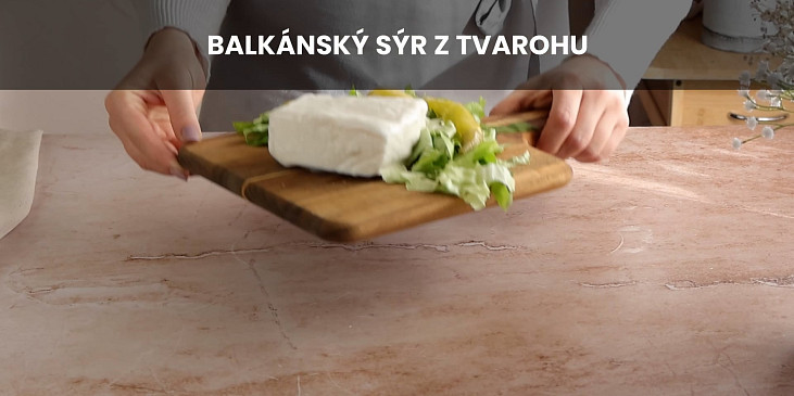 Domácí balkánský sýr