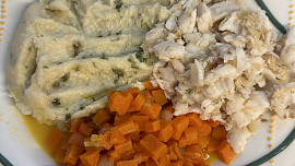 Tilápie na rozmarýnu s česnekem