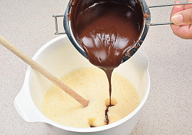 Čokoládové muffiny s hruškami