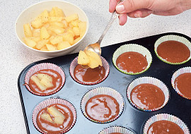 Čokoládové muffiny s hruškami