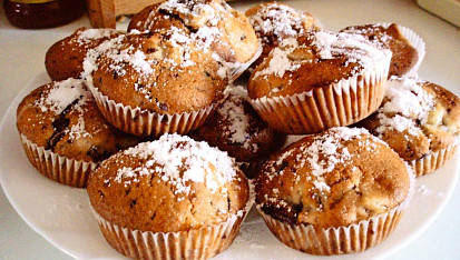 Banánové muffiny s kousky čokolády