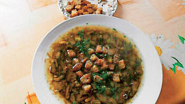 Houbová česnečka