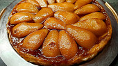 Koláč sester Tatinových  (Tarte Tatin) (Hruškový Tarte tatin)