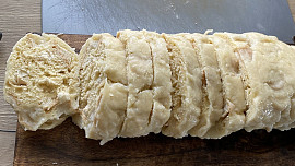 Jemné domácí houskové knedlíky