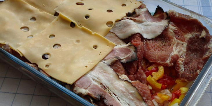 Krkovice zapečená se sýrem a zeleninou