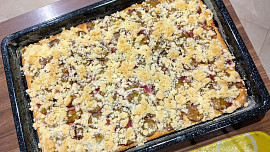 Švestkový koláč kynutý-nekynutý