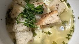 Česneková polévka - sváteční