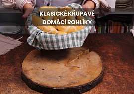 Klasické křupavé domácí rohlíky
