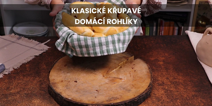 Klasické křupavé domácí rohlíky