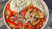 Kuřecí stir-fry s rýží