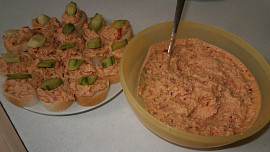 Salámová rychlá pomazánka