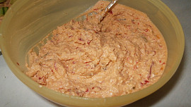 Salámová rychlá pomazánka