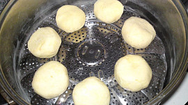 Tvarohové knedlíky se švestkami