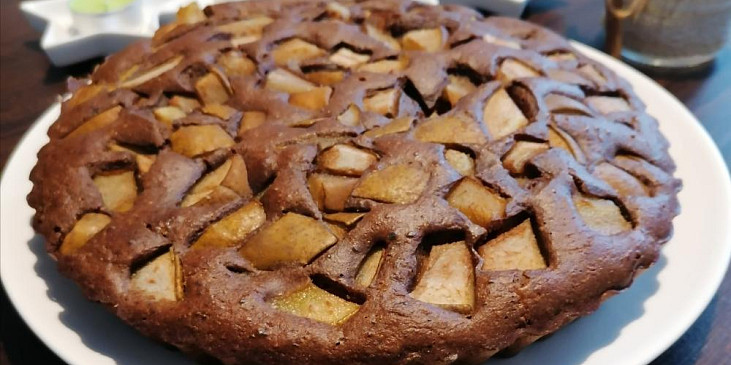 Hruškový špaldový perník