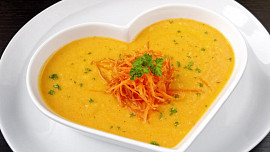 Polévka z pečené mrkve
