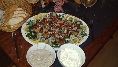 Žampiony plněné vepřovým mozečkem