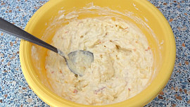 Křenová pomazánka se sýrem