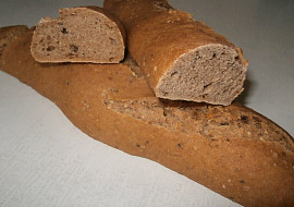 Celozrnné špaldové bagety se sušenými rajčaty