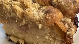 Kelímková jogurtová buchta s drobenkou