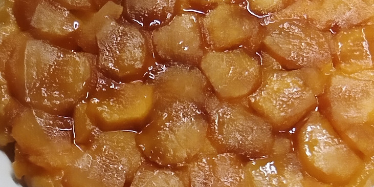 Tarte Tatin (Obrácený koláč)