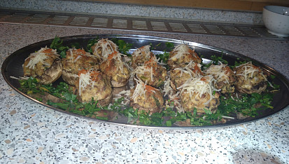 Žampiony plněné vepřovým mozečkem