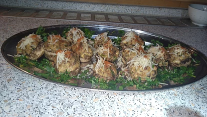 Žampiony plněné vepřovým mozečkem