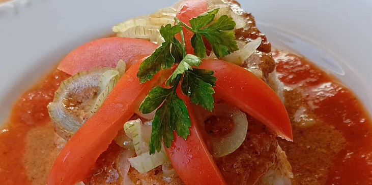 Srbské žebírko (Srbské vepřové žebírko s rýží)