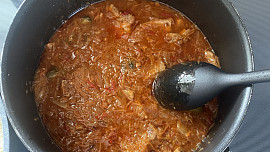 Vepřové maso po srbsku