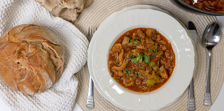 Výborný guláš z hlívy