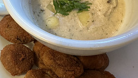 Kyselica a řízky z růžovek