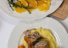 Lahůdková kachna na pomerančích