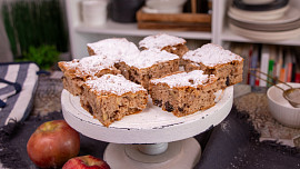 Ořechovo-jablečný koláč II