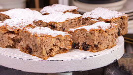 Ořechovo-jablečný koláč II