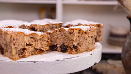 Ořechovo-jablečný koláč II