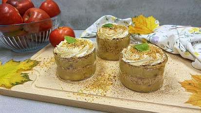 Aeblekage - dánský jablečný dezert