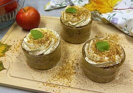 Aeblekage - dánský jablečný dezert