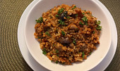 Bulgur s houbami a sušenými rajčaty