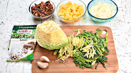 Kapustová polévka s houbami