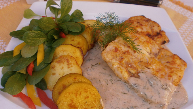 Ryba s medovo-hořčičnou omáčkou