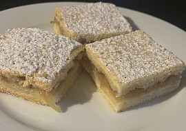 Cukrářské jablečné řezy