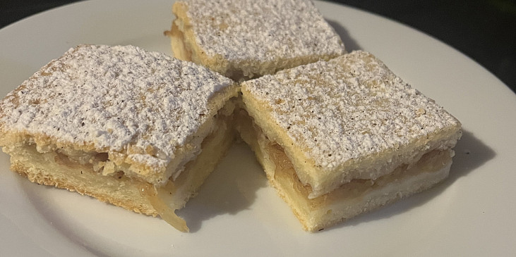 Cukrářské jablečné řezy